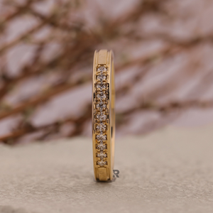 Bague de mariage demi-éternité minimaliste en diamant de laboratoire 14K 18K, sertie en grain, pour femme, bijoux fins, cadeau, vente en gros - Product Image 4