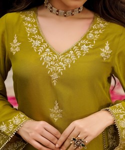 FANCY MUL CHANDERI SEQUENCE EMBROIDERY WORK <b>TOP</b> BOTTOM WITH DUPATTA <b>FESTIVE</b> WEAR WHOLESALE PRICE ETHNIC GARMENT GREEN - Product Image 3