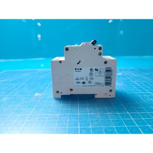 Disjoncteur miniature Eaton FAZ-C6/2 d'occasion – Pièces détachées d'équipement semi-conducteur de la génération précédente - Product Image 3