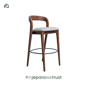 Chaise haute de bar moderne et élégante avec dossier sculpté en tissu et structure en bois pour îlot de cuisine et salon - Bara - Product Image 2