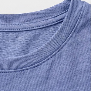 T-shirt oversize pour femme en coton, coupe ample, logo imprimé sur mesure, style streetwear, couleurs personnalisées, haut tendance pour l'été - Product Image 4