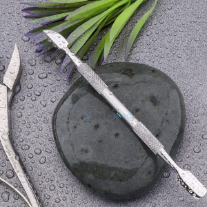 Pousse-cuticules en métal pour salon, outil professionnel de manucure et pédicure, en acier inoxydable - Product Image 5