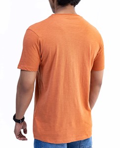 เสื้อยืดผู้ชายขายส่ง แบบสั่งทำ ทรงหลวม สีส้ม น้ำหนักเบา สวมใส่สบาย ผ้าฝ้าย 100% ป้องกันการเป็นขุย ปักลาย คอกลม แขนสั้น - Product Image 3
