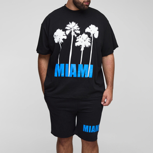 ชุดกีฬาฤดูร้อนผู้ชายลดราคา เสื้อยืดถักคุณภาพสูงระบายอากาศดี กางเกงขาสั้นลำลองใส่เดินเล่นสบายๆ ชุดเสื้อยืดและกางเกงขาสั้น - Product Image 1