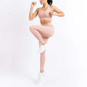 Leggings de yoga et de sport pour femmes de qualité supérieure avec logo personnalisé, extensibles dans quatre directions, vêtements de sport pour le fitness, la course à pied et l'entraînement - Product Image 4