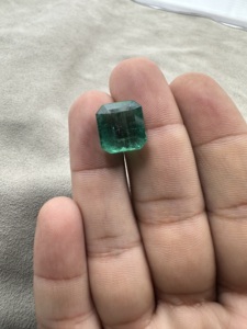 Piedra preciosa suelta de esmeralda natural de Zambia de gran tamaño, 12.67 quilates, corte esmeralda, verde, para la fabricación de joyas. - Product Image 3