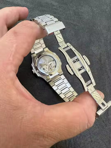 Montre en quartz Moissanite Imperial Ice out Crown pour hommes, montre de style diamant de qualité supérieure, montre élégante à l'aspect diamant - Product Image 5