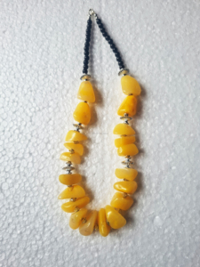 Collar Minimalista de Resina Geométrica con Diseño de Epoxi Colorido, Joyería Moderna para Uso Diario - Product Image 3