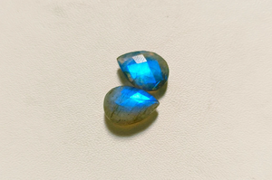 Paire de cabochons en labradorite à facettes, polis, effet flash, pierres brutes pour la création de pendentifs, 10x14mm - Product Image 4
