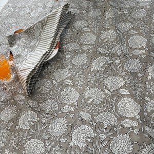Customized Handmade Modern Block Printed Floral Cotton <b>Tablecloth</b> Eco-Friendly Durable Reusable Washable Outdoor Party Wedding - Product Image 3