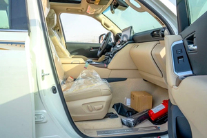 Brand New 2025 Toyo ta Lan d Cru iser VX 299HP 6-Cylinder 4WD. Left <b>hand</b> drive Automatic Transmission - Product Image 4