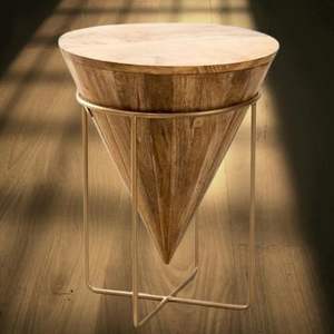 Traditional Antique Side <b>Table</b> Eco-Friendly Durable Wood for Living Rooms Cafe Interiors Office Seating Zones Coffee <b>Table</b> Bulk - Product Image 1