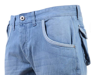 Shorts cargo en jean bleu clair pour homme, taille mi-haute, fermeture à cordon, style décontracté avec plusieurs poches, tissu en toile respirant - Product Image 4