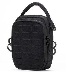 Sac tactique imperméable avec poignée souple et fermeture éclair pour les voyages, fabriqué au Vietnam - Product Image 3
