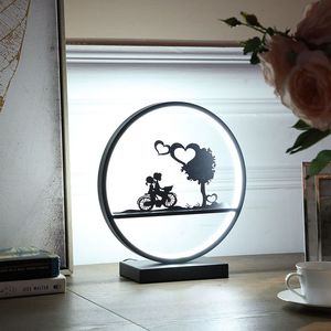 Lampada da Tavolo LED da 13 Pollici con Ragazza e Ragazzo in Bicicletta, Illuminazione da Tavolo Resistente ed Elegante - Product Image 5