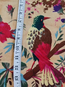 Tissu en velours de coton de luxe : imprimé oiseaux, beige pêche, 45 pouces de large, tissu en velours de coton imprimé à la main, motif floral - Product Image 6