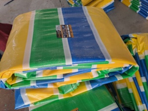 ผ้าใบกันน้ำลายทางสีเขียวเหลืองน้ำเงินสำหรับกันสาดกลางแจ้ง ผ้าเนื้อปานกลาง - Product Image 5