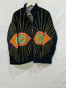 Chaqueta de terciopelo negro con patrón de ojos bordado, cuello alto, manga larga, diseño hecho a mano, abrigo de otoño e invierno para mujer - Product Image 1