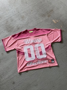 Camiseta Deportiva de Manga Corta con Diseño de Letras Bordadas y Símbolo de Paz, Estilo Vintage Hip Hop, Personalizable y de Gran Tamaño - Product Image 1