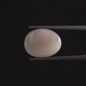 Opale naturelle blanche de qualité supérieure certifiée IGI, pierre précieuse en vrac, 4,68 carats, taille ovale 14x11 mm, taillée à la main, polie, légère - Product Image 1