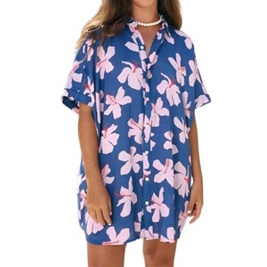 Blusa hawaiana de rayón con estampado completo para mujer, camisa de manga corta con botones - Product Image 2