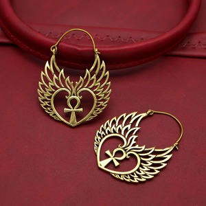 Pendientes de latón estilo aro de Metal Craft, estilo minimalista, acabado liso, precio de fábrica al por mayor, artículo pendientes de latón - Product Image 3