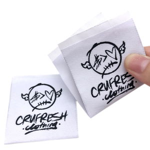 Etiquetas Tejidas para Ropa, Autoadhesivas, Plegables al Centro, Cortadas con Láser, Lavables, con Estampado en Caliente, de Poliéster, Etiquetas de Cuello Personalizadas para Moda - Product Image 1