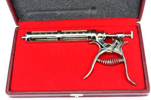 Jeringa Veterinaria Equina de Alta Calidad, Reutilizable, Ajustable y Duradera para Uso en Animales de Granja, Tamaño Estándar - Product Image 5