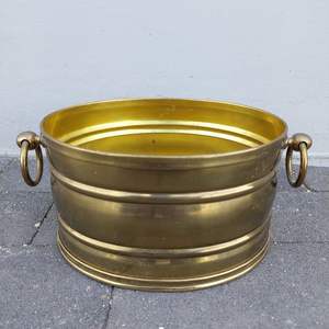 Jardinière en métal finition antique pour décoration intérieure et extérieure, grand pot décoratif pour fleurs, pour maison, patio, balcon. - Product Image 5