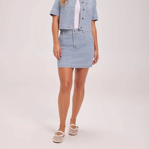 Jupe en jean rayée mi-cuisse personnalisée avec logo 2025 – Respirante, décontractée, en denim, boutonnée, taille naturelle, prix bas, service OEM - Product Image 2
