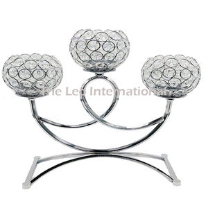 Décorations de centre de table de mariage élégantes et modernes en cristal et métal, avec taille personnalisée pour candélabre à cinq compartiments - Product Image 4