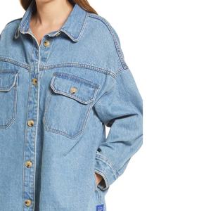 Veste en jean en coton bleu clair surdimensionnée pour femme, design et logo personnalisés, taille US, teinte artisanale, avec doublure - Product Image 5