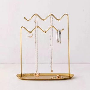 Présentoir de bijoux en or élégant organisateur de bijoux en métal pour boucles d'oreilles bagues colliers support de bijoux moderne pour la décoration intérieure - Product Image 1