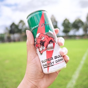 เครื่องดื่มชูกำลังซุปเปอร์พาวเวอร์ ขนาด 250 มล. บรรจุกระป๋อง รับผลิตแบบสัญญา และบริการติดฉลากสินค้าภายใต้แบรนด์ของลูกค้า เครื่องดื่มเวียดนาม ฮาลาล ราคาขายส่ง - Product Image 5