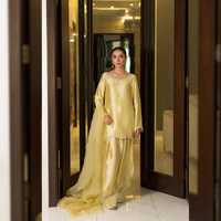 Robe de soirée élégante en satin de soie vert, longueur genou, col en V, manches longues, coupe ample, lavable