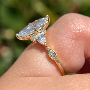 Bague de fiançailles et de mariage en or jaune 14 carats avec diamant de laboratoire taille marquise de 2,65 carats, cadeau de fête, bijoux - Product Image 2