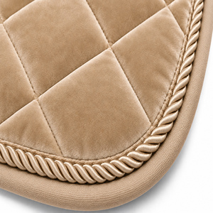 Tapis de selle pour cheval en coton matelassé losanges, style anglais, pour le saut d'obstacles et polyvalent, avec sangle de selle, vente en gros - Product Image 5
