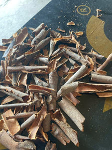 Canela Cassia Vietnamita de Primera Calidad en Oferta, Hecha en Vietnam, Empacada en Caja de 10 kg - Product Image 3