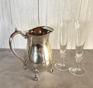 Pichet en laiton artisanal, taille et forme personnalisées, pour l'eau, le lait et les jus de citron vert, en cuivre martelé - Product Image 4