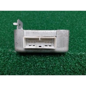 300 ECU y Módulos de Computación Usados 8996033090 - Product Image 3