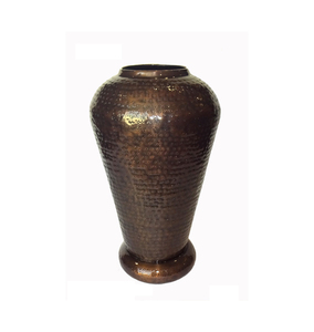 Vase de sol en aluminium de style boutique pour la décoration résidentielle et hôtelière exclusive - Product Image 3