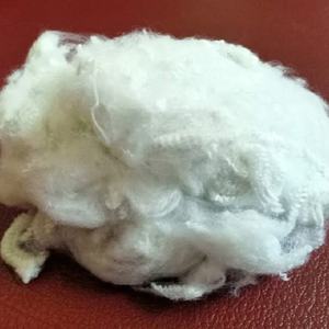 Fibra de poliéster reciclada 2.5D SD Blanco Sólido Seco GRS Vikohasan Proveedor Material virgen Hilo de hilado para material de relleno - Product Image 5