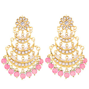 ต่างหูแบบห้อย Kundan Jadau ประดับมุกไฮเดราบาดี โลหะผสมคริสตัลและเพชรเทียมสีขาว ต่างหูแฟชั่นสำหรับงานแต่งงานสำหรับผู้หญิงและเด็กผู้หญิง - Product Image 1