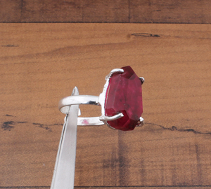 Bague de déclaration en argent sterling 925 avec sertissage en turquoise luxueux, style gothique pour femmes, pierre rouge, bijoux fins faits à la main - Product Image 2