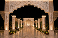 Mandap de mariage Indo-Canadien élégant en fibre de verre et cristal, design détachable, style Jharokha moderne, autoportant