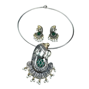 Conjunto de collar y pendientes con colgante de Ganesha de piedra verde india, gargantilla de plata oxidada para mujer, joyería boho antigua, pieza religiosa - Product Image 4
