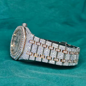 นาฬิกาควอตซ์สแตนเลสหรูหรา กันน้ำ 5ATM สำหรับผู้ชาย แฟชั่นฮิปฮอป หน้าปัดคริสตัลคุณภาพสูง - Product Image 1