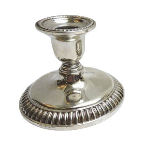 Bougeoir conique en aluminium fini nickel pour la décoration d'éclairage domestique Autres bougeoirs Lanternes et bocaux à bougies - Product Image 1