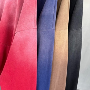 Venta al por mayor: Nuevas tendencias de invierno para hombre, sudadera con capucha extragrande y holgada de 450 g/m², personalizada, estilo vintage, con agujeros rotos y lavado francés. - Product Image 3