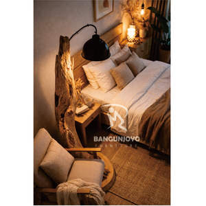 Lampe sur pied en teck moderne et tropicale - Design en bois massif écologique et durable pour salon, chambre, bureau à domicile et appartement - Product Image 4